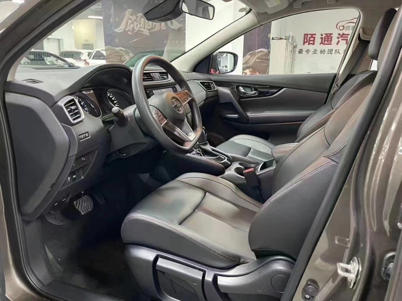 曲靖23年日產逍客6