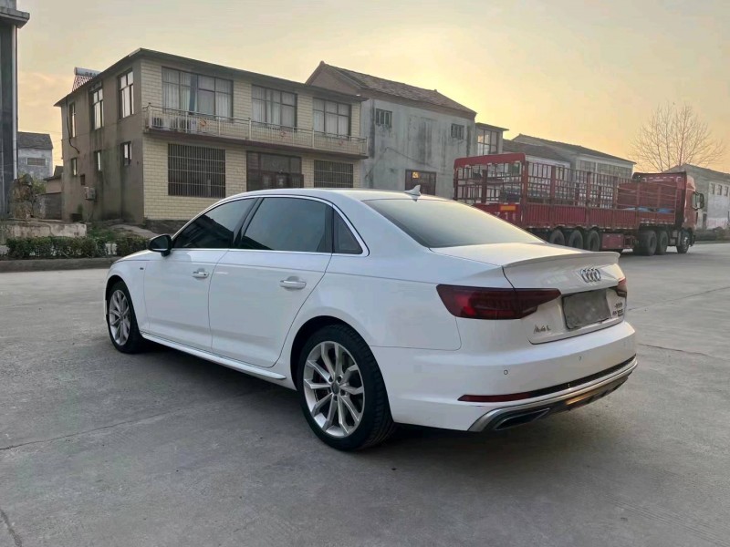 徐州19年奥迪A4L4