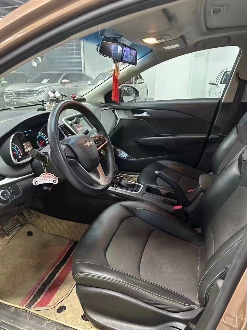 曲靖17年雪佛蘭科沃茲6