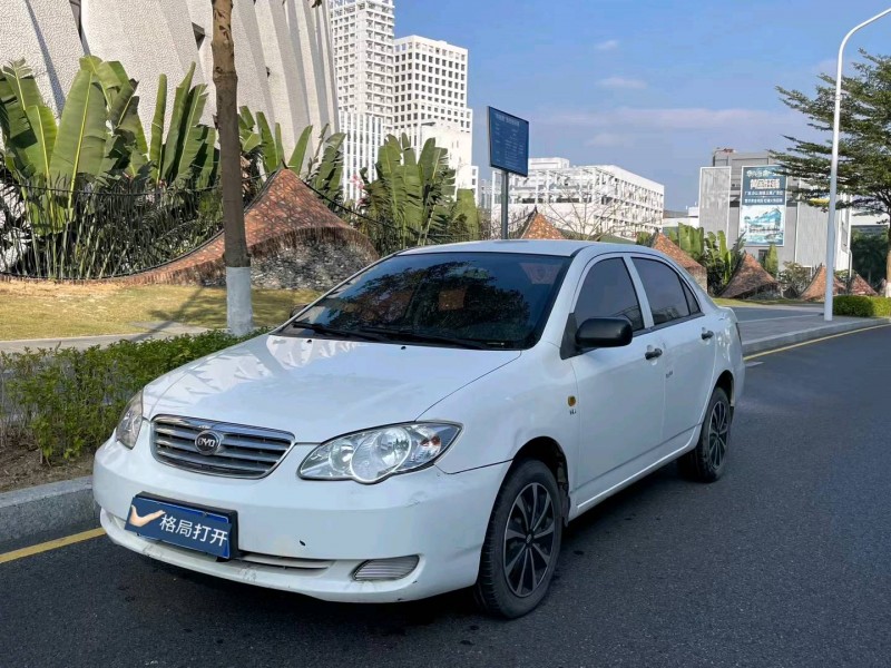 广州17年比亚迪F33