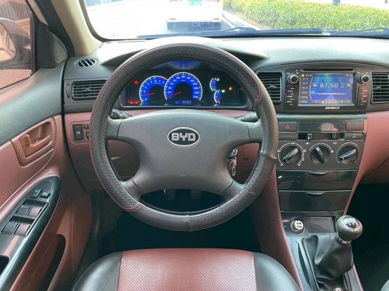 广州17年比亚迪F34