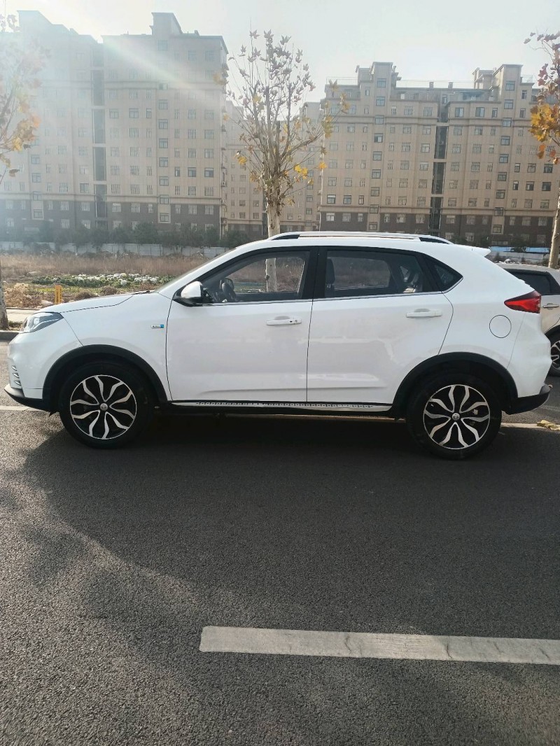 济宁17年名爵锐腾4