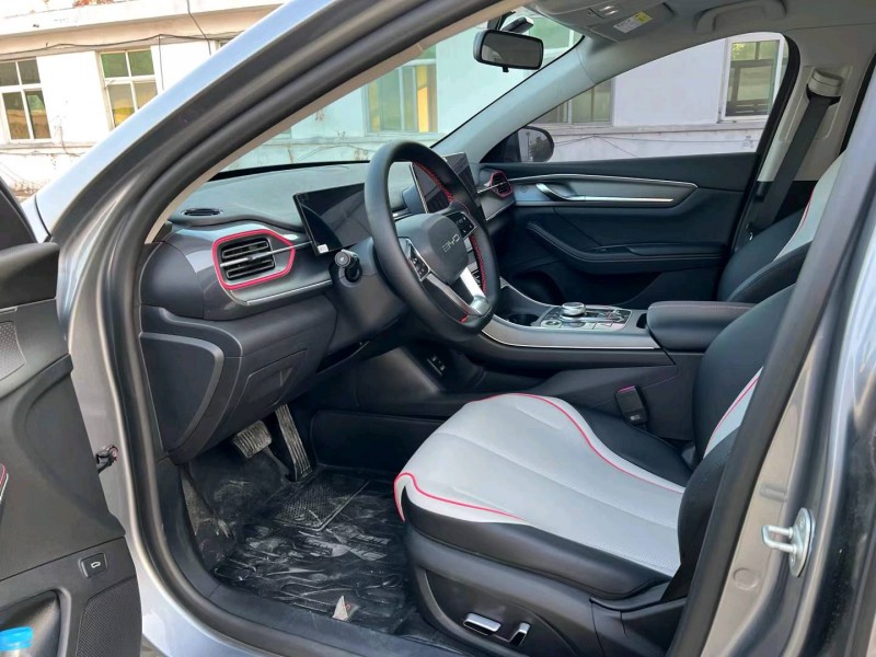 徐州22年比亚迪驱逐舰4