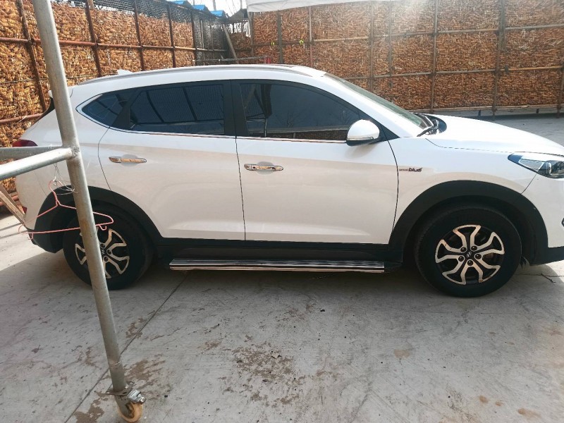 济宁17年现代途胜5