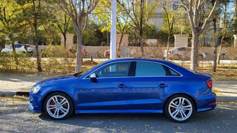 邯郸16年奥迪S37