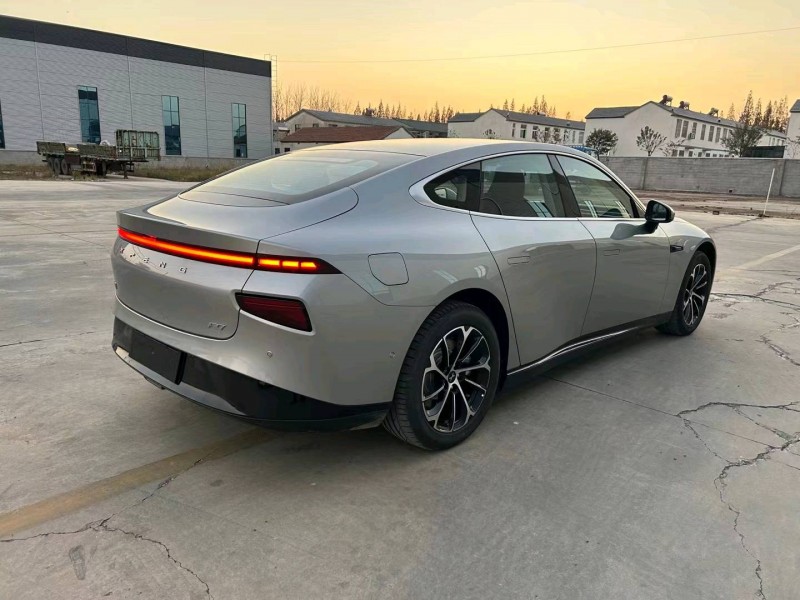 徐州23年小鵬汽車p77