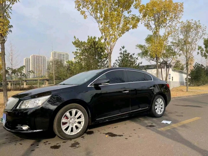 枣庄12年别克君越7