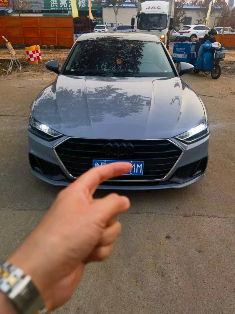 济南19年奥迪A8L1