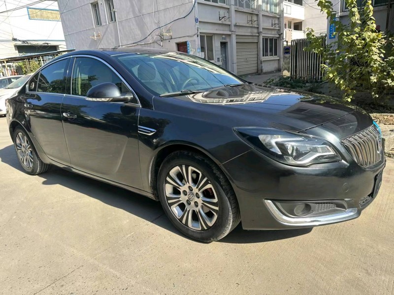 武汉14年别克君威3