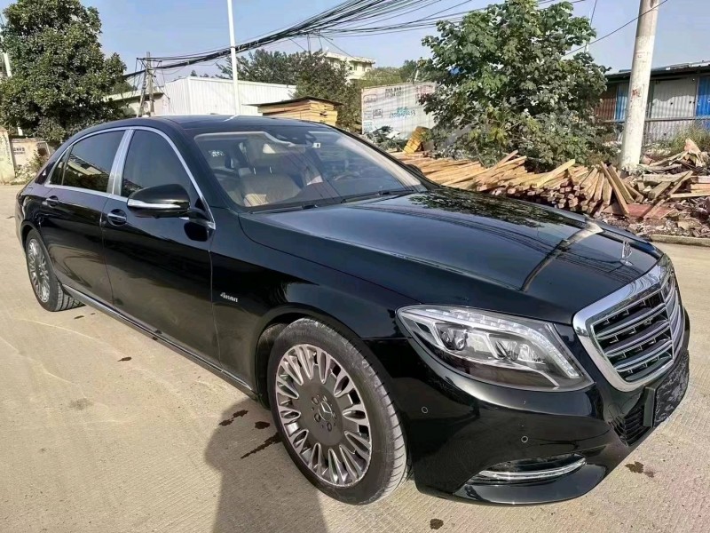 武汉17年奔驰迈巴赫S级2