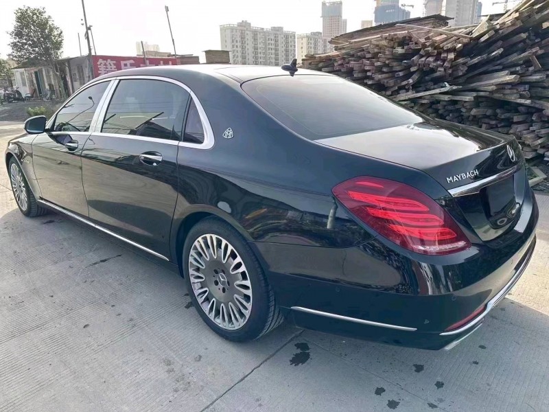 武汉17年奔驰迈巴赫S级6