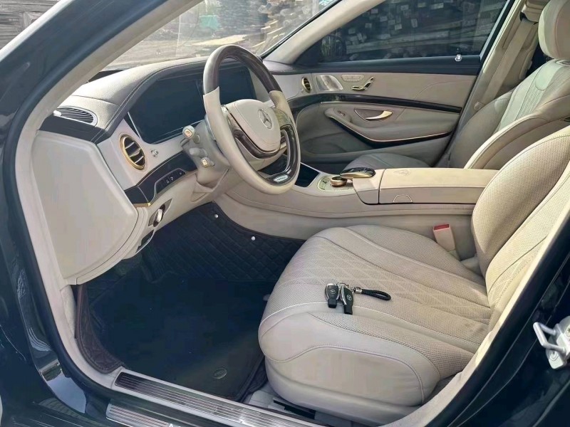 武汉17年奔驰迈巴赫S级7