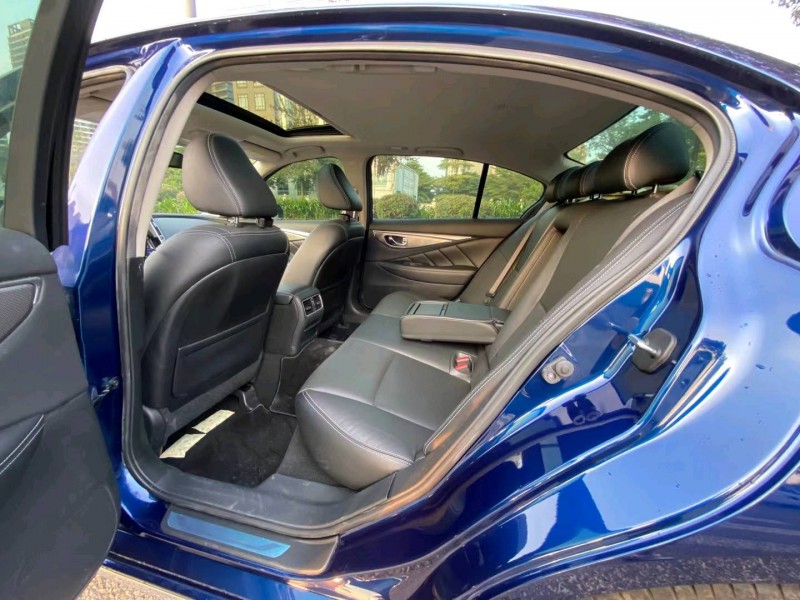 東莞20年英菲尼迪Q50L8