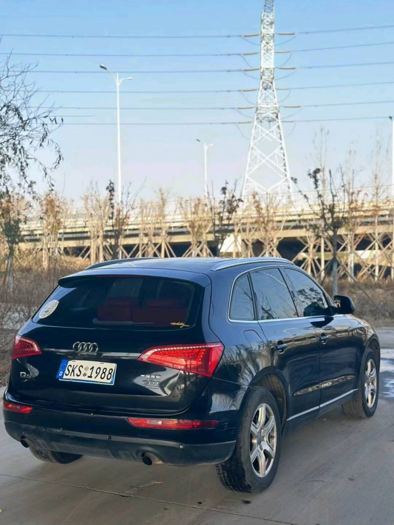 青岛12年奥迪Q57