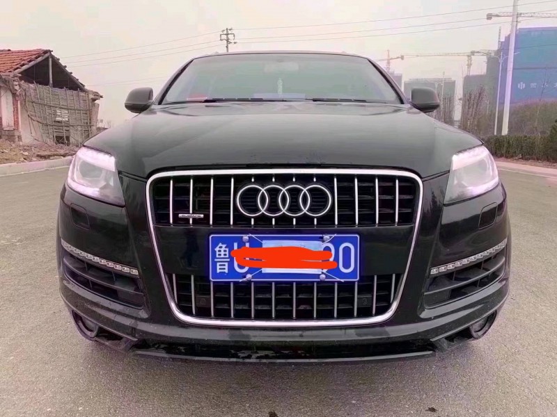 青岛13年奥迪Q71