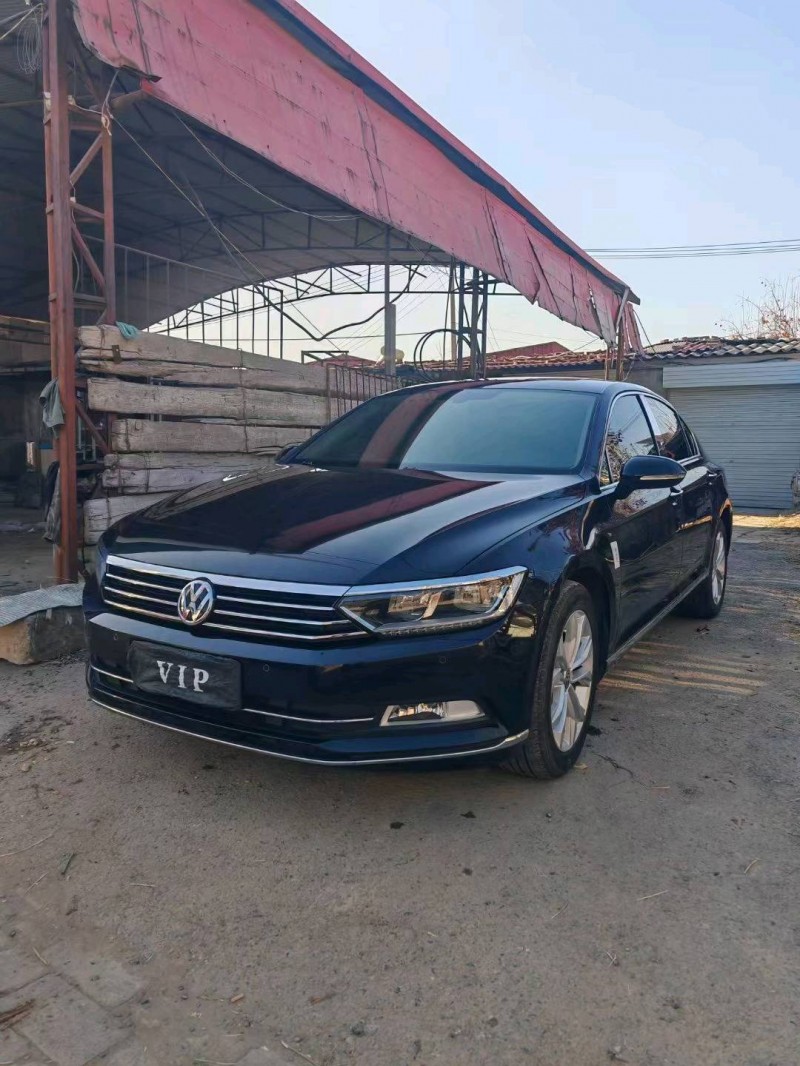 邯郸17年大众迈腾2