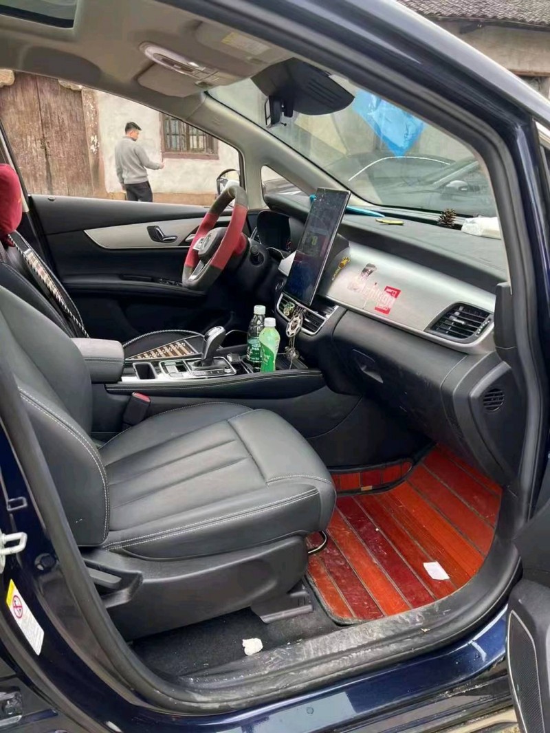 重庆21年比亚迪宋MAX3