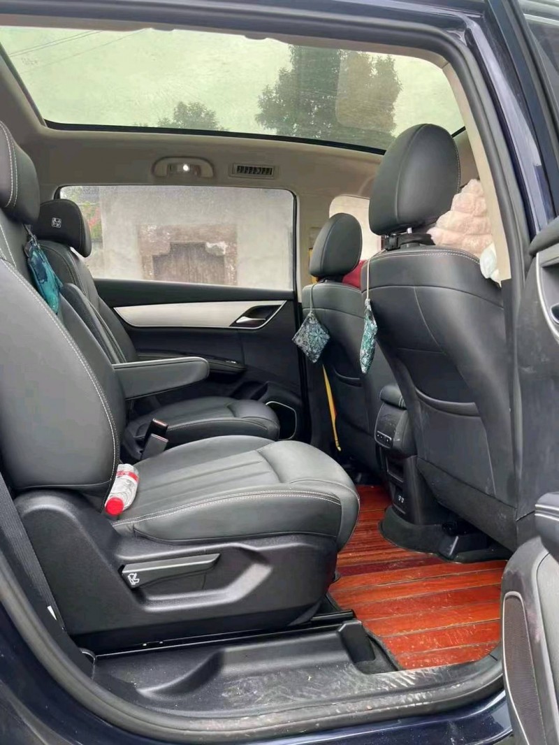 重庆21年比亚迪宋MAX6