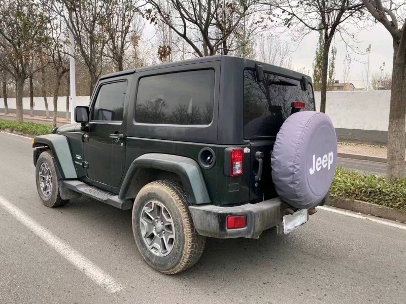 东营12年Jeep牧马人9