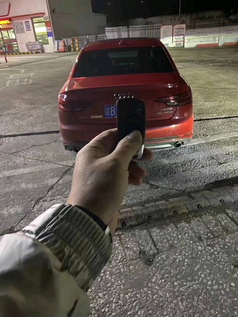 东营18年奥迪A4L3