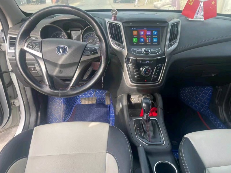 邯郸18年长安汽车CS355