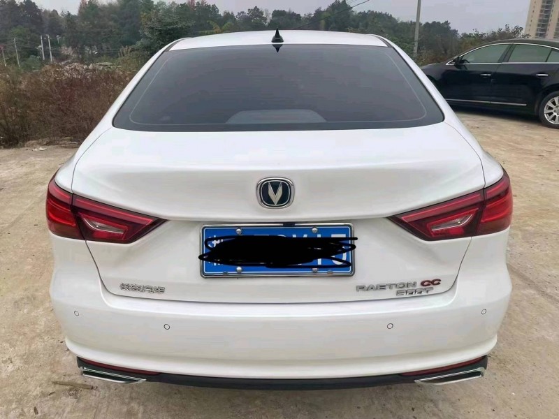 东营22年长安汽车锐程CC3