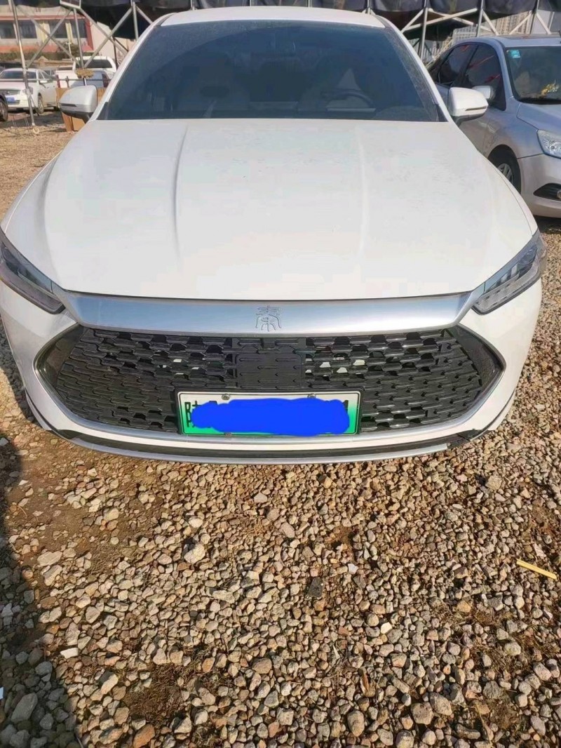 东营23年比亚迪秦1