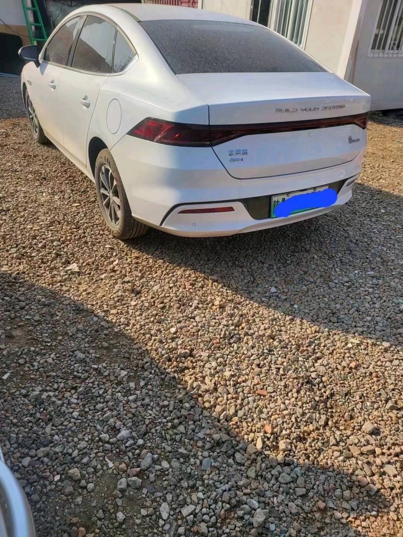 东营23年比亚迪秦3