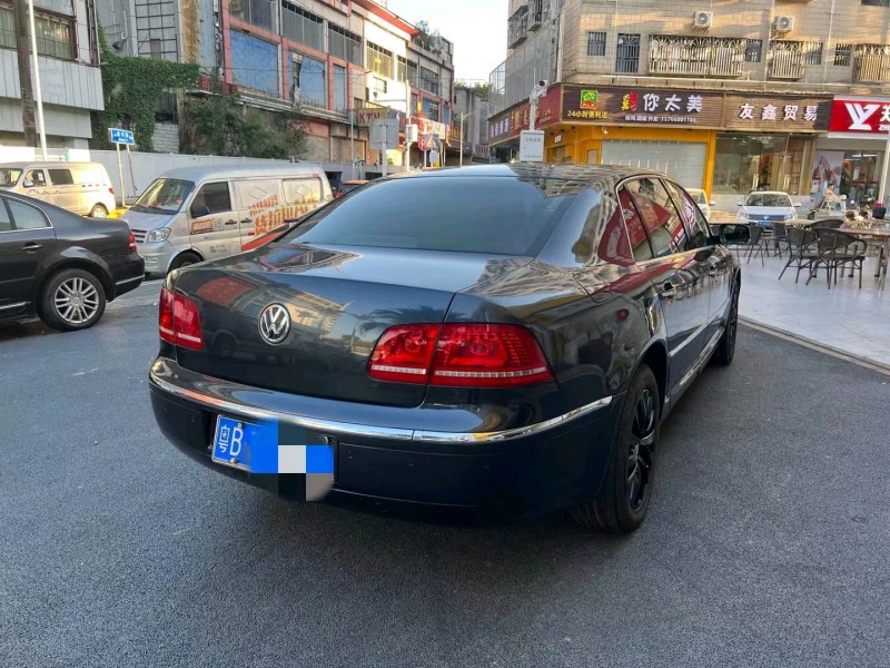 汕头11年大众辉腾8