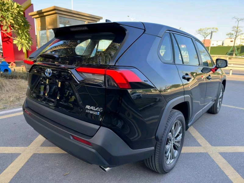 珠海23年丰田RAV4荣放5