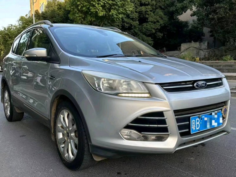 珠海14年福特翼虎9