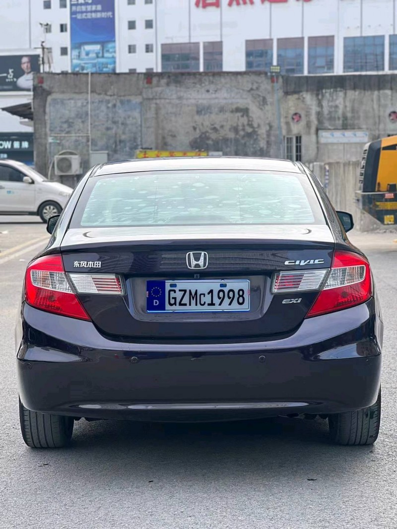 深圳12年本田思域4