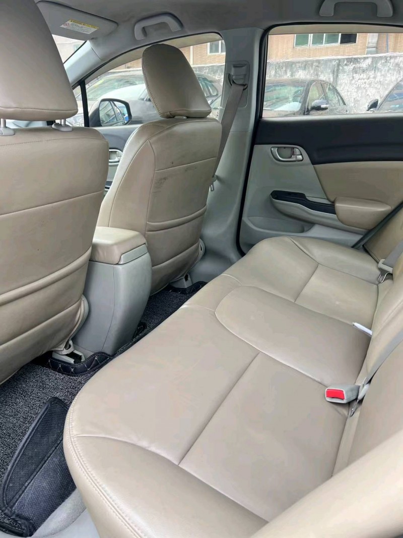 深圳12年本田思域5