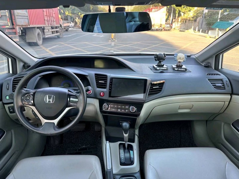 深圳14年本田思域4