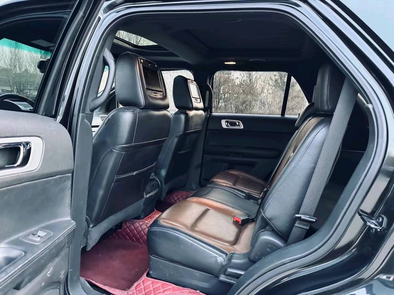 沈阳13年福特探险者9