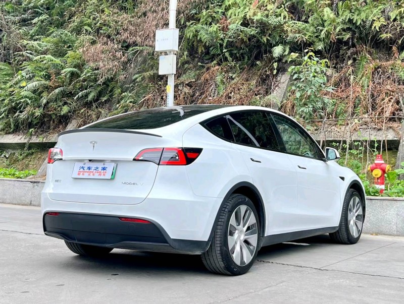 汕頭22年特斯拉MODEL Y4