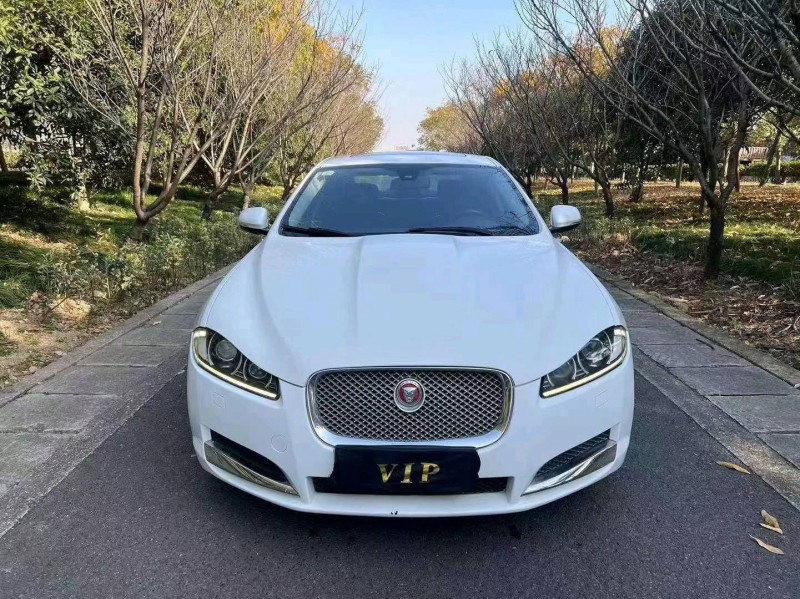 嘉兴13年捷豹XF1