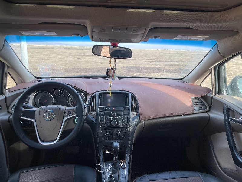 成都13年别克英朗3