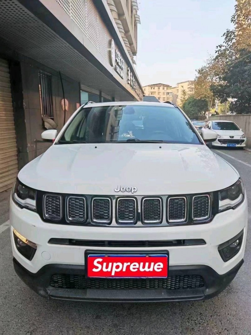新余18年Jeep指南者1