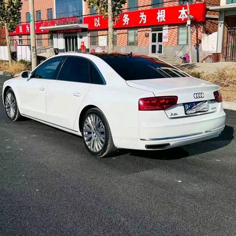 东营12年奥迪A8L3