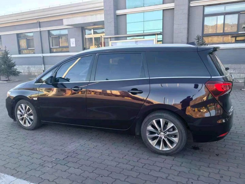 邢台21年别克GL84