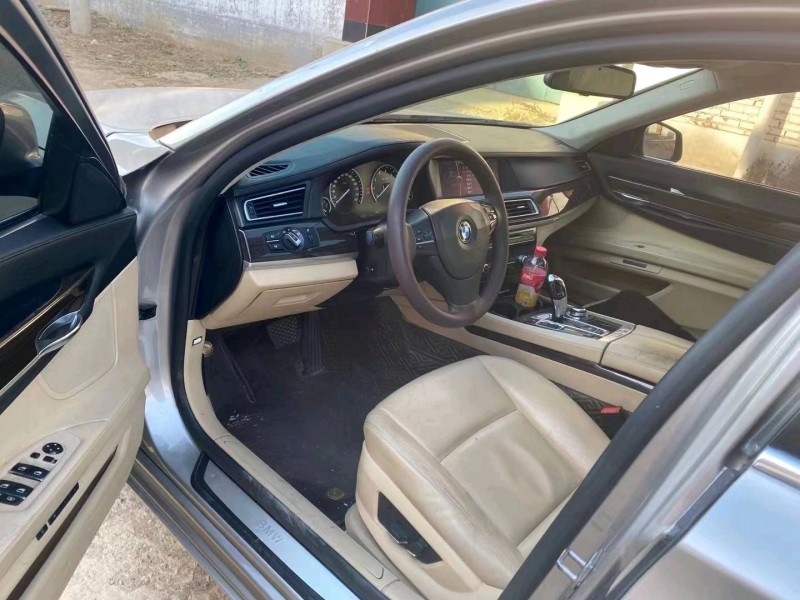 邯郸11年宝马7系8