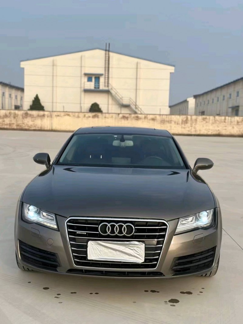 天津12年奧迪A7L1