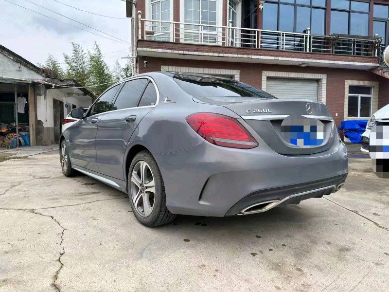 嘉兴19年奔驰C8