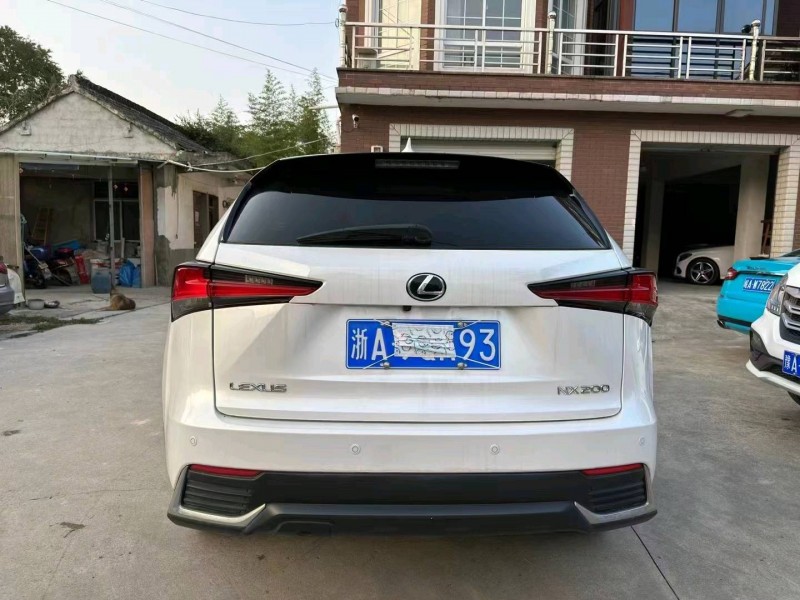 湖州21年雷克萨斯NX2