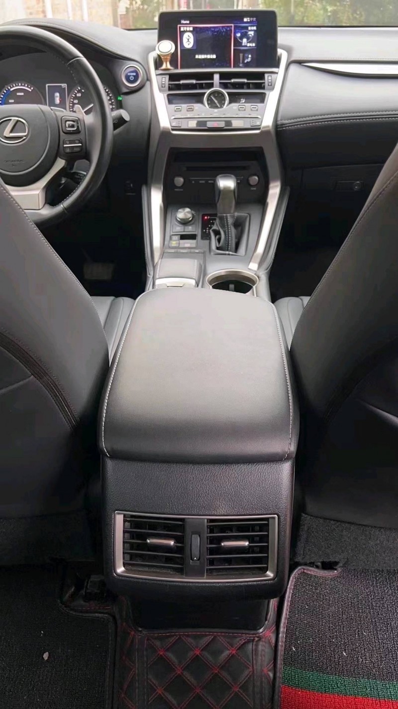 珠海22年雷克萨斯NX7