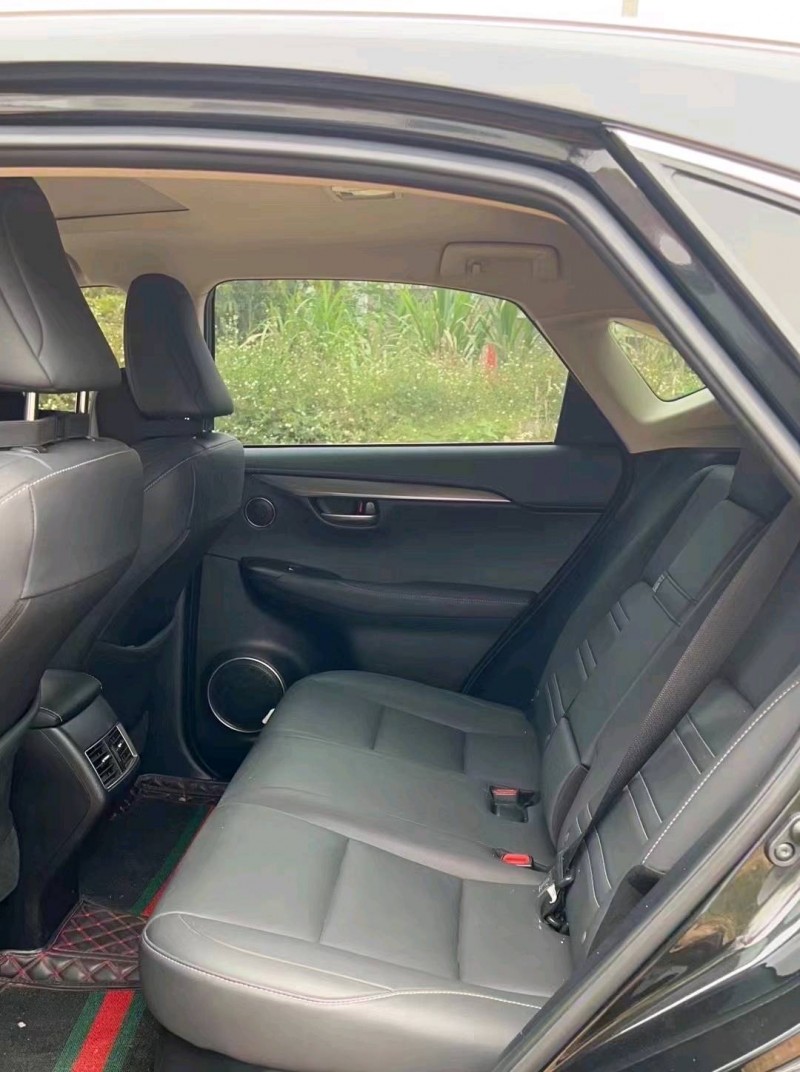 珠海22年雷克萨斯NX9
