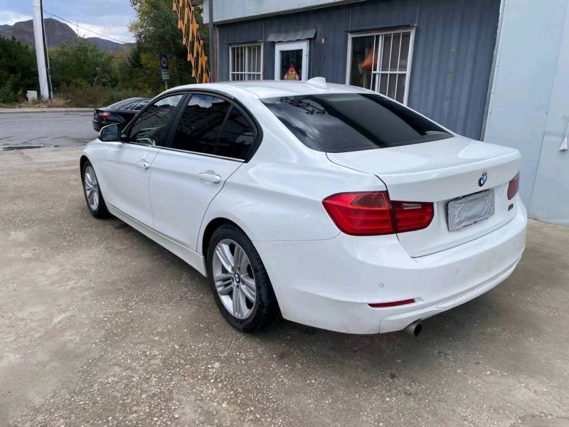 保定15年宝马3系8