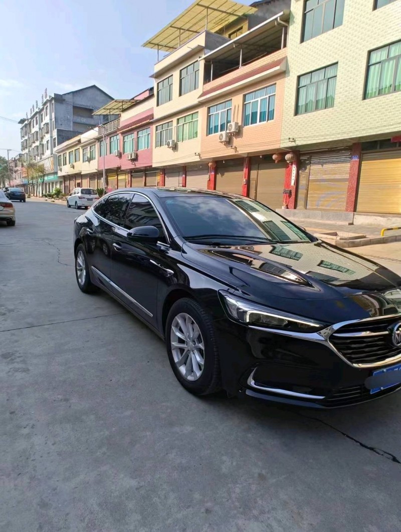 重庆23年别克君越2