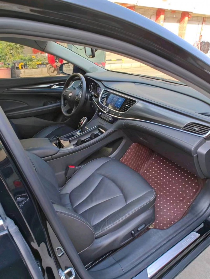 重庆23年别克君越6